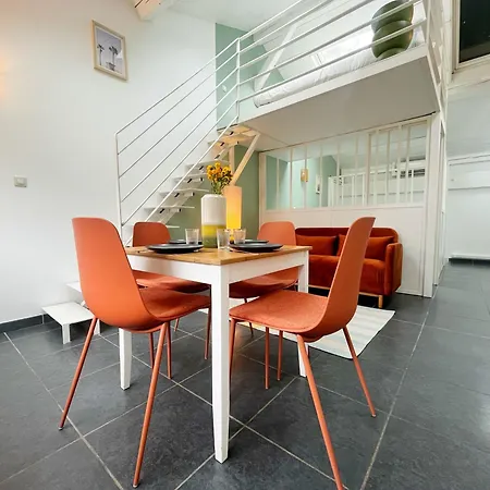 Palmsprings Apartment